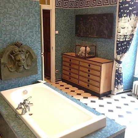 Chateau De La Chassaigne Apartment Thiers